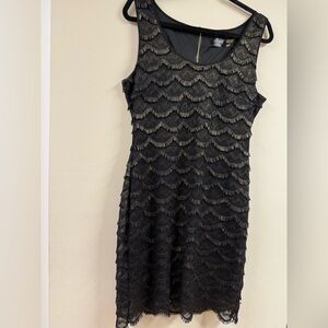 Guess Black Gold Eyelash Fringe Scalloped Sheath Gorgeous elegant dress size 14